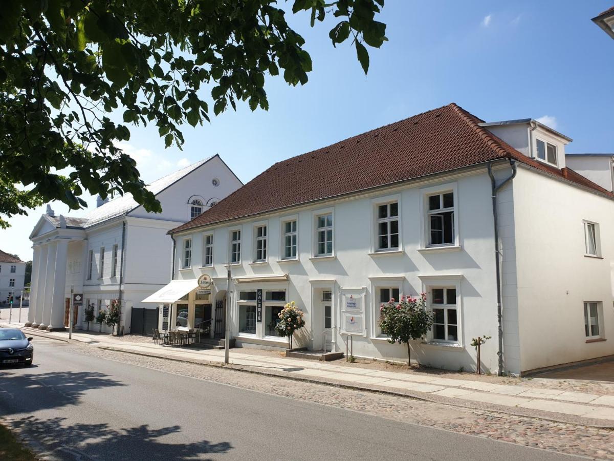 DTS Appartements Putbus Buitenkant foto